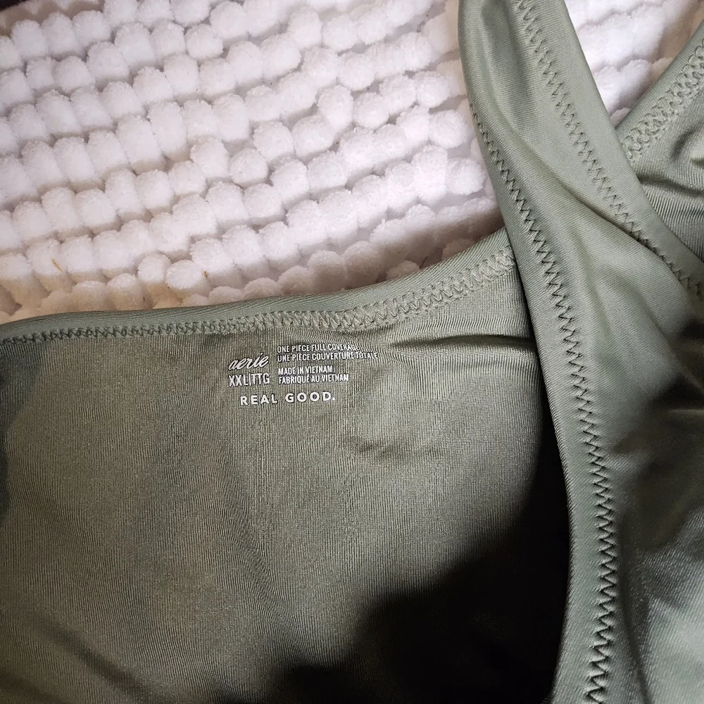 1 Aerie One piece swimsuit size XXL in olive green